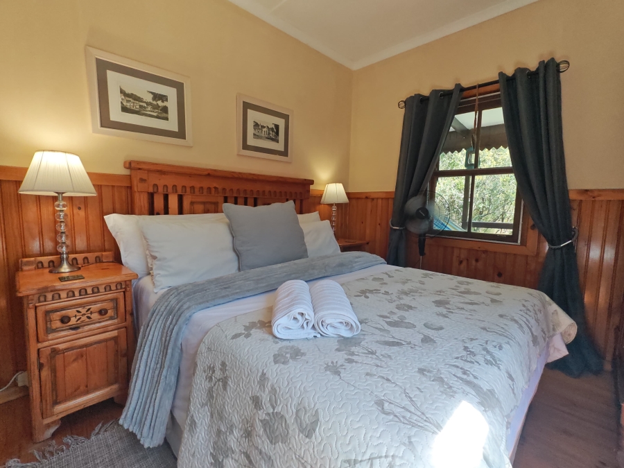 To Let 2 Bedroom Property for Rent in Rheenendal Western Cape